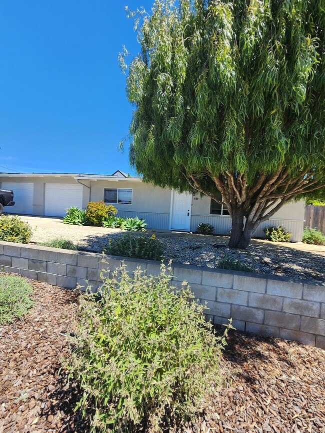 450 N 14th St in Grover Beach, CA - Building Photo - Building Photo