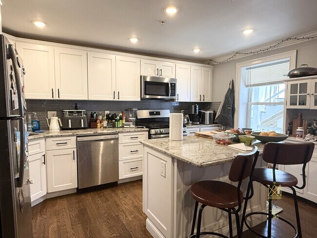 property at 8 Nira Ave