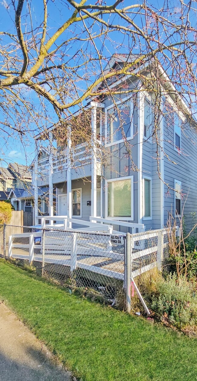 506 20th Ave E in Seattle, WA - Building Photo - Building Photo