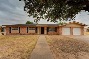 1506 E 2nd St in Lubbock, TX - Building Photo