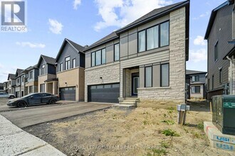 280 Sapling Grv in Ottawa, ON - Building Photo - Building Photo