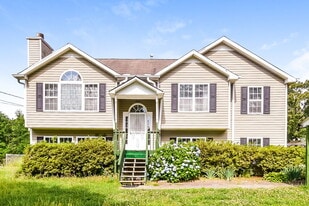 6208 Britt Rd SW in Mableton, GA - Building Photo