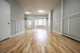 122 3rd Ave in Newark, NJ - Building Photo - Building Photo