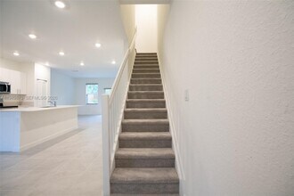 204 SE 10th St in Florida City, FL - Building Photo - Building Photo