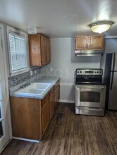 724 S Grand Ave in Independence, MO - Building Photo - Building Photo