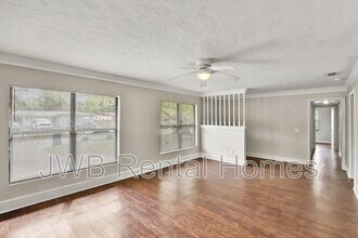 10256 Briarcliff Rd E in Jacksonville, FL - Building Photo - Building Photo