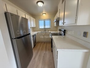 360 Prescott Ave in Monterey, CA - Building Photo - Building Photo