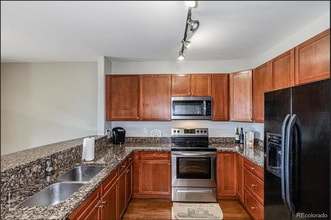 9059 E Panorama Cir, Unit 309 in Englewood, CO - Building Photo - Building Photo