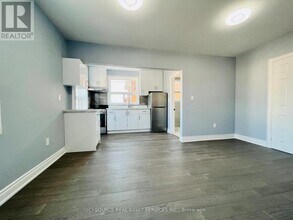 1342 Weston Rd in Toronto, ON - Building Photo - Building Photo