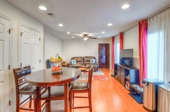 2722 Knight St in Dallas, TX - Building Photo - Building Photo