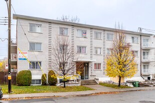 5390 Connaught Av in Montréal, QC - Building Photo