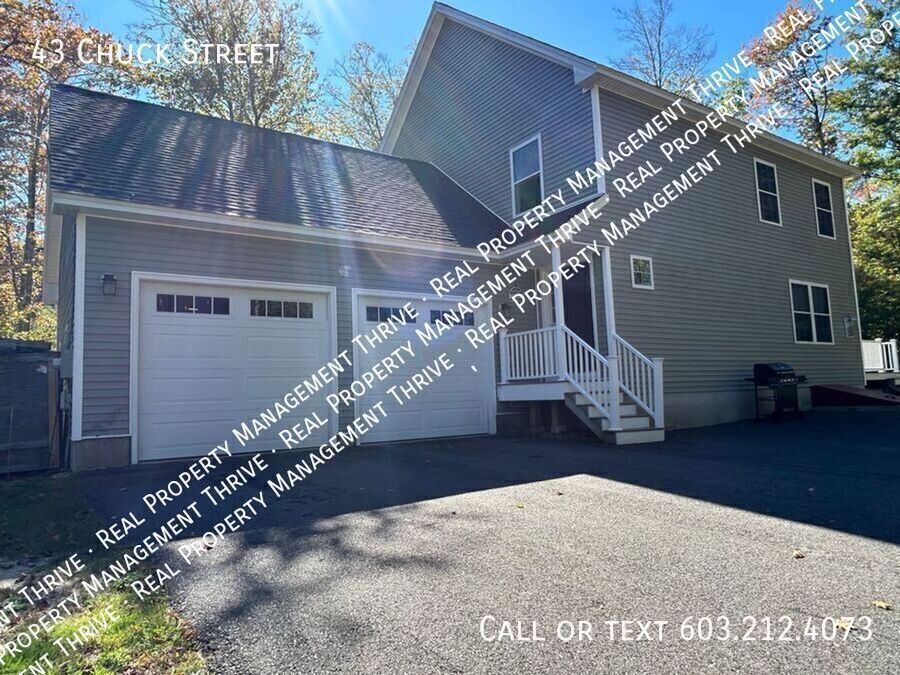 43 Chuck St in Weare, NH - Building Photo