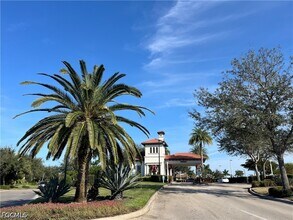 14662 Cantabria Dr in Ft. Myers, FL - Building Photo - Building Photo
