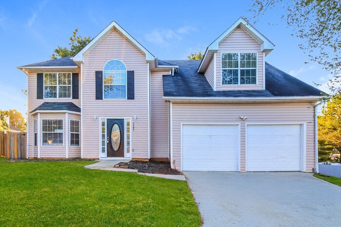 2382 Wellborn Hills Pl in Lithonia, GA - Building Photo