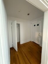 137 Mills St, Unit #1 in Malden, MA - Building Photo - Building Photo