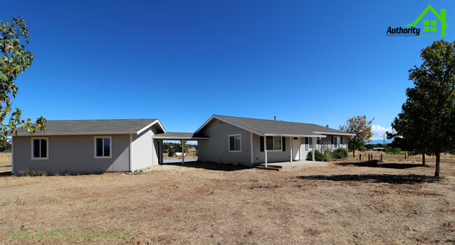 3614 Kimball Plains Rd in Cottonwood, CA - Building Photo - Building Photo