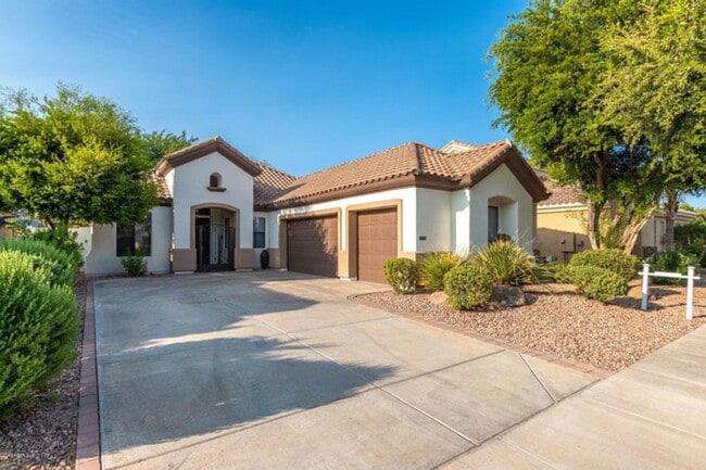 908 Elm St in Litchfield Park, AZ - Building Photo - Building Photo