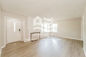 904 E 84th Terrace in Kansas City, MO - Building Photo - Building Photo