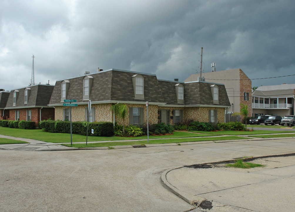 2801 Kingman St in Metairie, LA - Building Photo