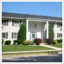 Carriage Hills in Port Washington, WI - Foto de edificio