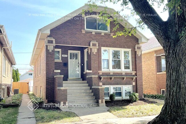 property at 2423 Wesley Ave