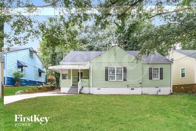 property at 390 Hillside Dr SW