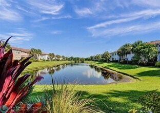 5115 Gramercy Square Dr in Delray Beach, FL - Building Photo - Building Photo