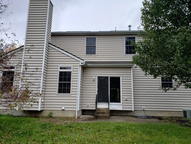 7322 Lavender Ln in Lewis Center, OH - Building Photo - Building Photo
