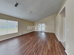 893 Ferry Landing Ln in Orlando, FL - Foto de edificio - Building Photo