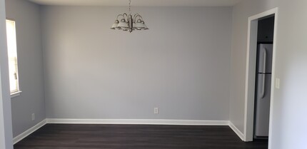 370 Wallace Rd, Unit E18 in Nashville, TN - Building Photo - Building Photo