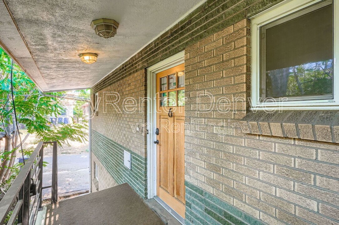 23 N Clarkson St in Denver, CO - Building Photo