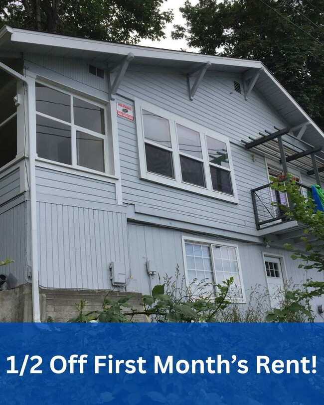 property at 310 E Ivy St