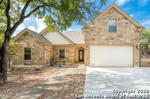 578 Winding River Ln in Spring Branch, TX - Building Photo