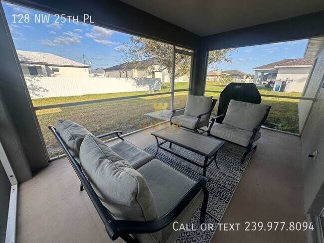 128 NW 25th Pl in Cape Coral, FL - Building Photo - Building Photo