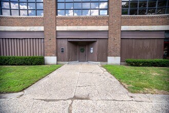 470 Brainard St, Unit 1 in Detroit, MI - Building Photo - Building Photo
