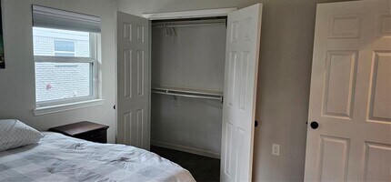10022 Cedardale Dr in Houston, TX - Building Photo - Building Photo