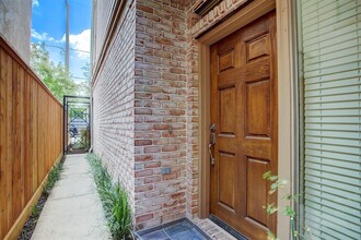 618 Asbury St in Houston, TX - Building Photo - Building Photo