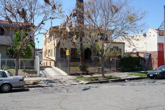 307 S Berendo St in Los Angeles, CA - Building Photo - Building Photo