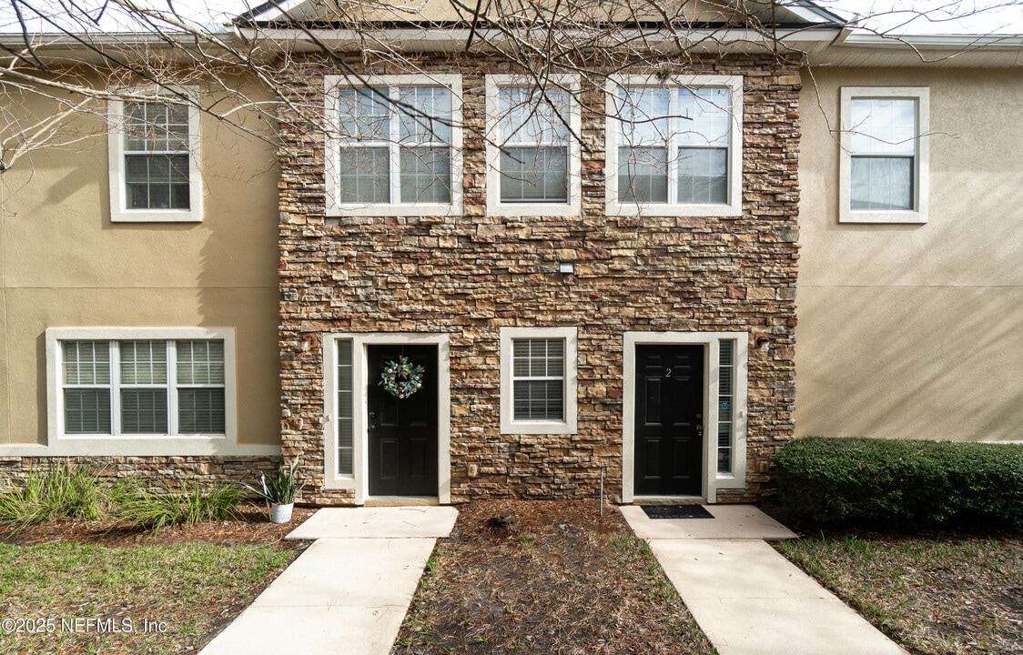 7214 Deerfoot Cir in Jacksonville, FL - Building Photo