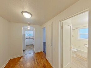 484-490 E 14th Ave in Eugene, OR - Building Photo - Building Photo