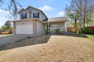 2348 Forsythia Ct in Loveland, CO - Building Photo