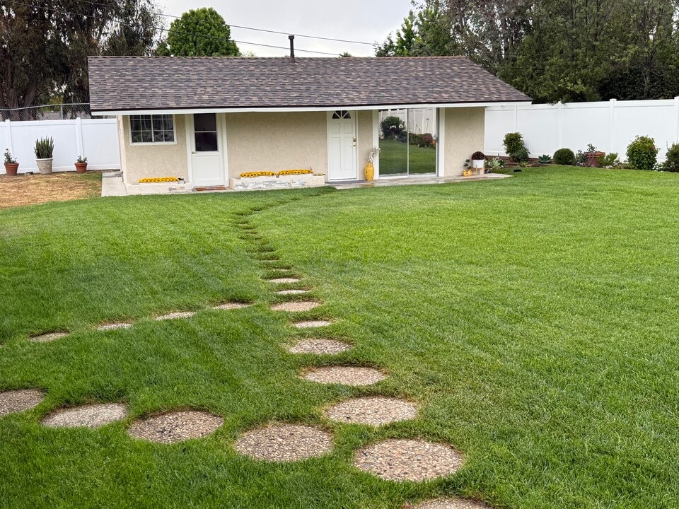 1 Saddlehorn Ln in Rolling Hills Estates, CA - Foto de edificio