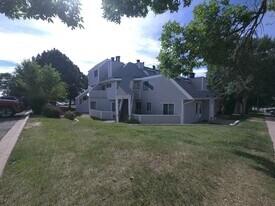 8701 Huron St in Thornton, CO - Building Photo