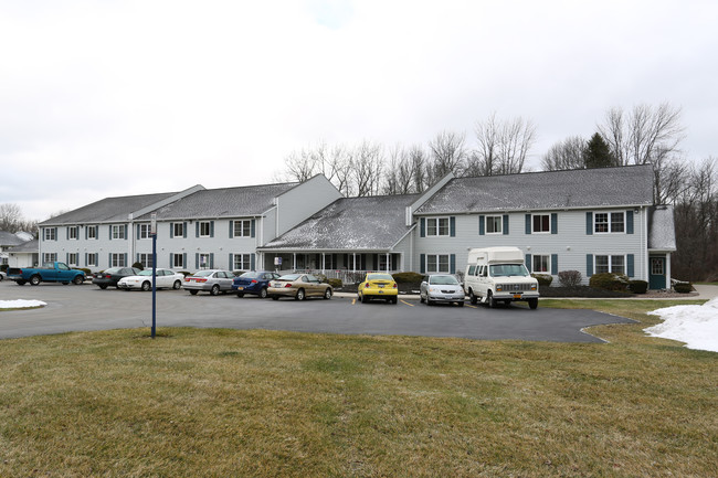 Northwood Apartments in Albion, NY - Building Photo - Building Photo