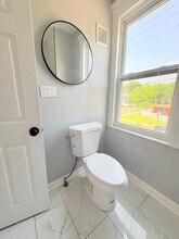 48 Daisy St, Unit 2 in New Haven, CT - Building Photo - Building Photo