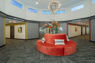 The Hub @ Oddie in Sparks, NV - Foto de edificio - Interior Photo