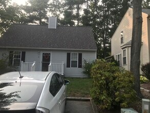 16 Bowstring Way in Marlborough, MA - Building Photo - Building Photo