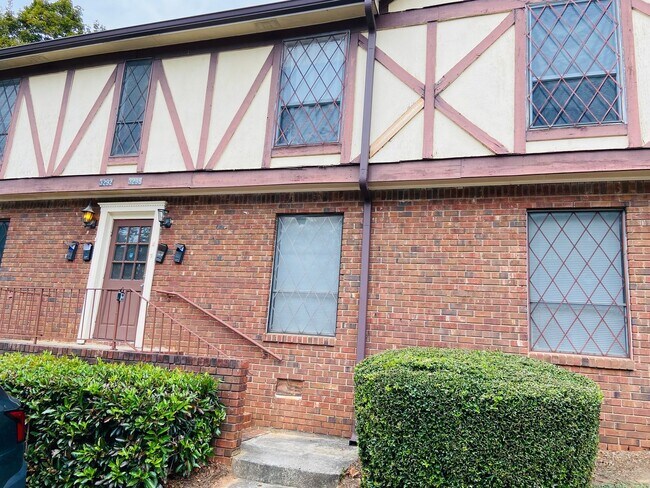 3293 Abbeywood Dr in Decatur, GA - Building Photo - Building Photo