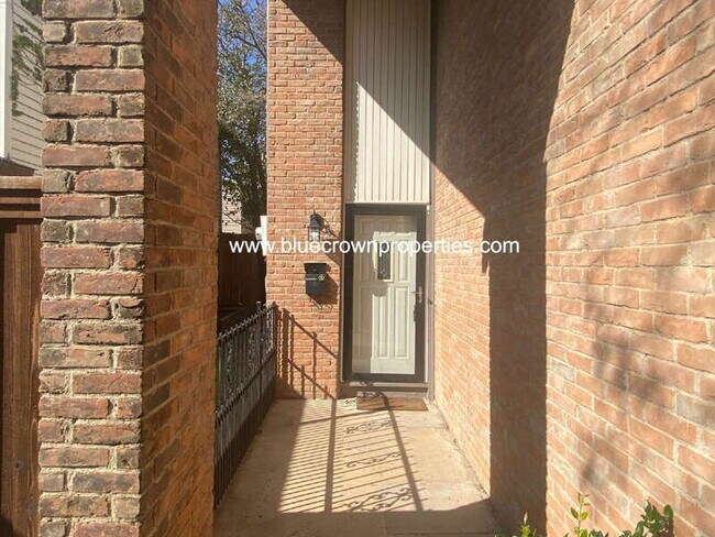 2013 Via Miramonte in Carrollton, TX - Building Photo - Building Photo