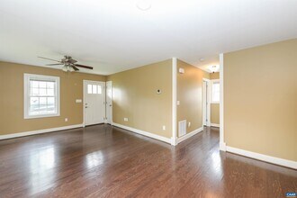 5702 Locust Ln in Crozet, VA - Building Photo - Building Photo